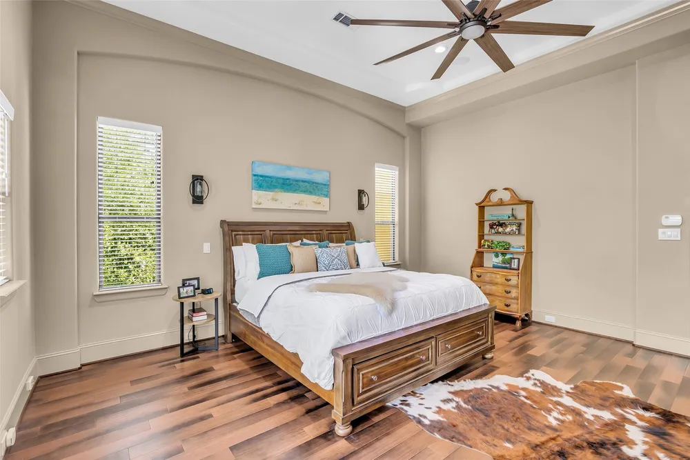 1819 W 24th St, Houston, TX 77008