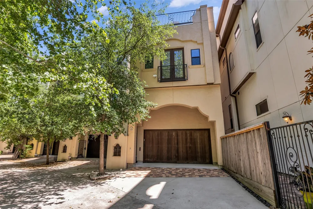 1819 W 24th St, Houston, TX 77008