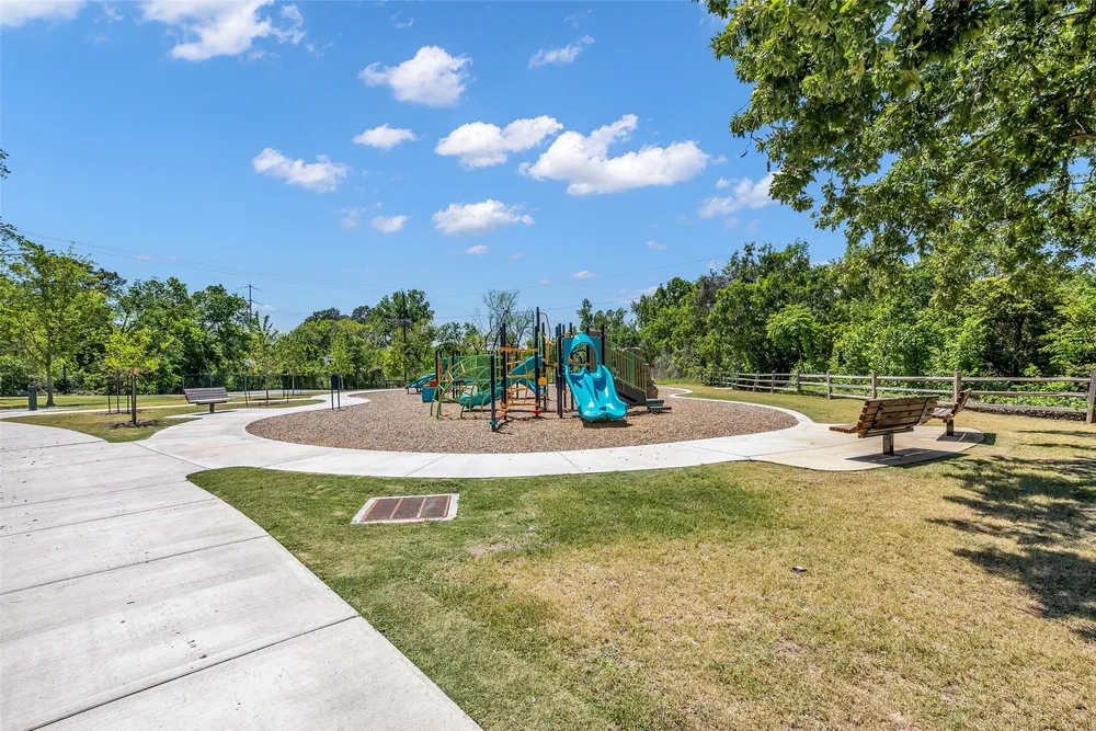 1819 W 24th St, Houston, TX 77008