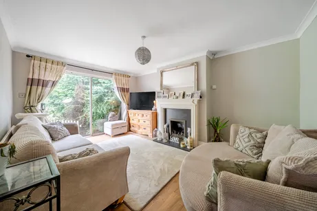 Stafford Close, Caterham, CR3