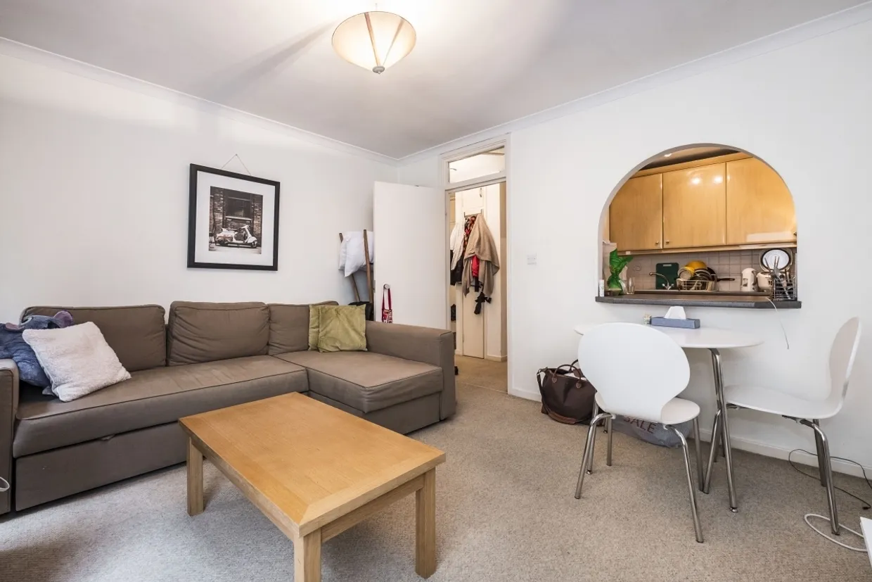 Upper Thames Street EC4, EPC:D photo 1