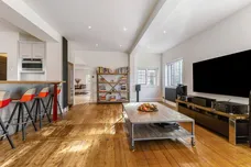 College Avenue, Epsom KT17 photo 2