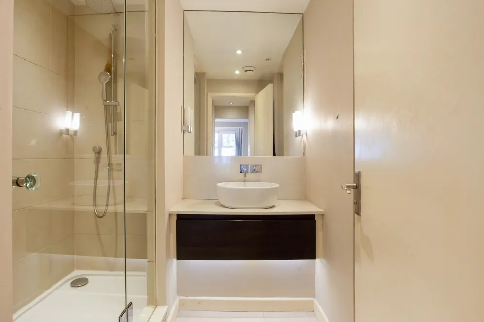 Brompton Park Crescent London SW6 photo 5