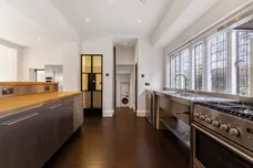 College Avenue, Epsom KT17 photo 6