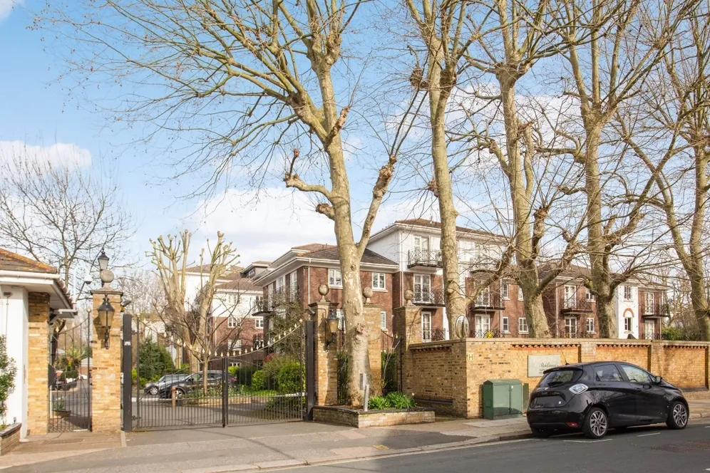 Brompton Park Crescent London SW6 photo 7