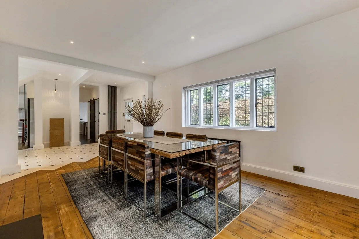 College Avenue, Epsom KT17 photo 7