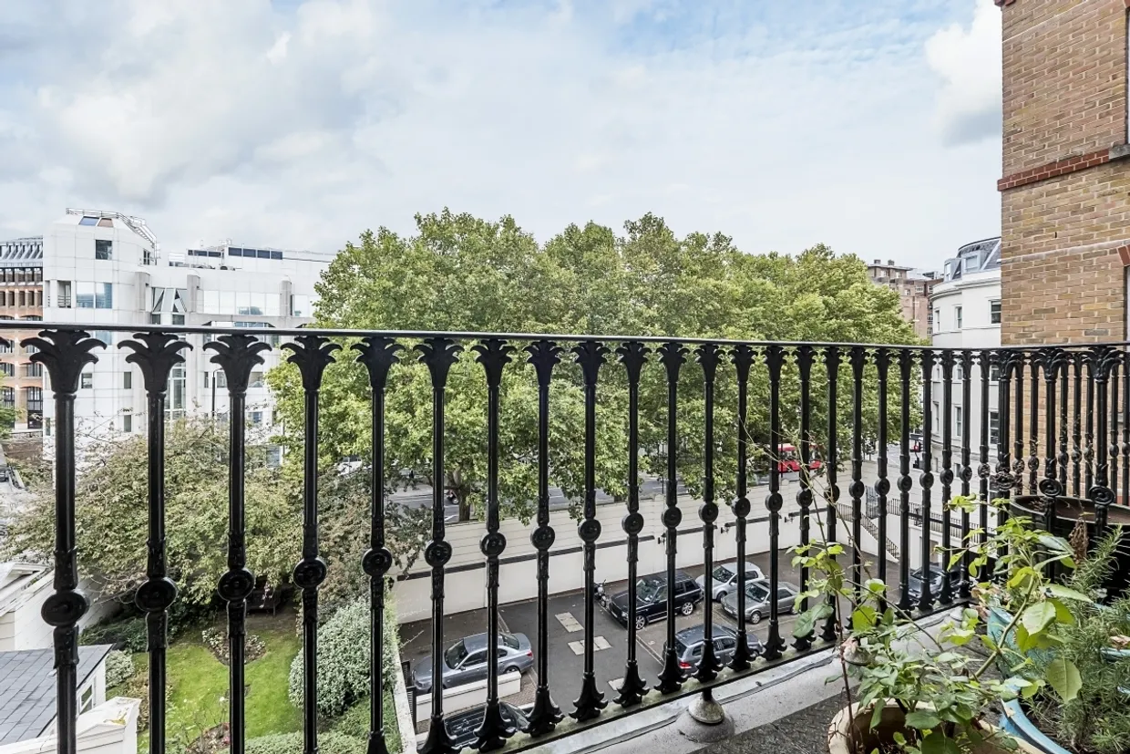 Lindsay Square London SW1V photo 9