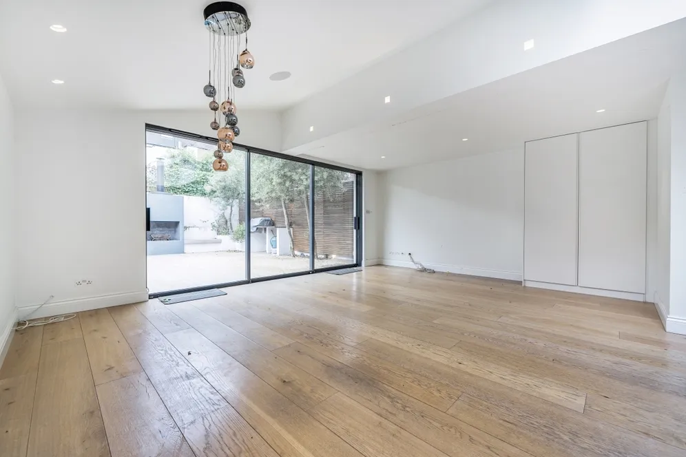 Calvert Road London SE10 photo 6