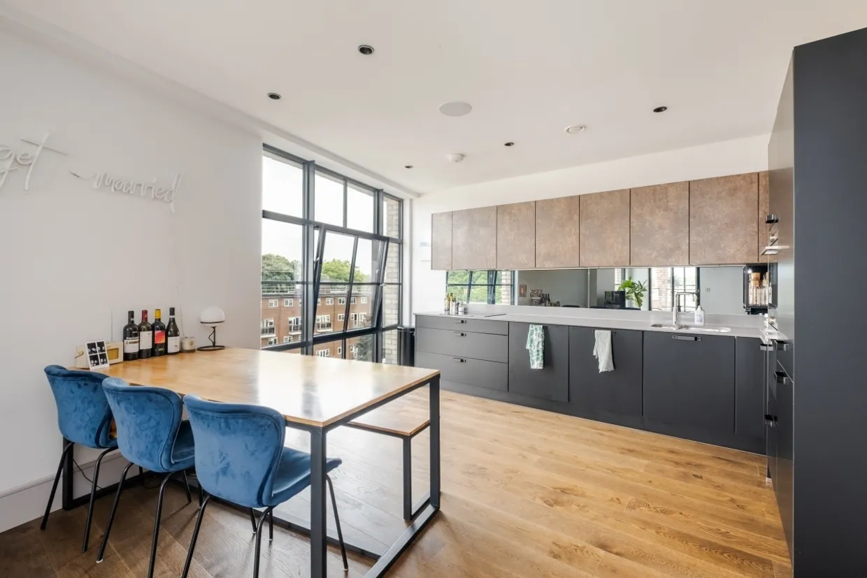 Bracklyn Street London N1 photo 11