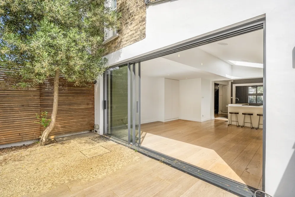 Calvert Road London SE10 photo 20