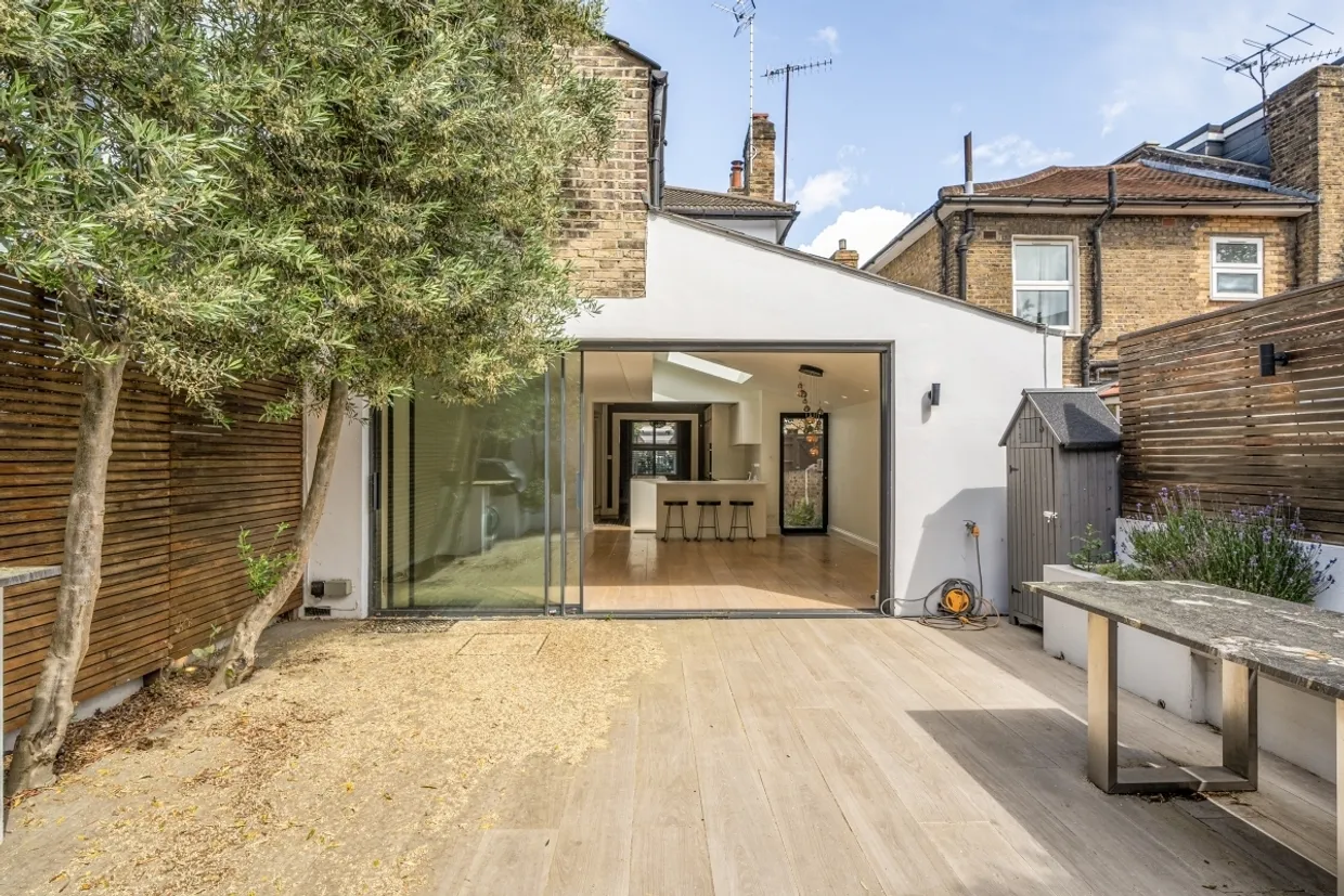 Calvert Road London SE10 photo 21
