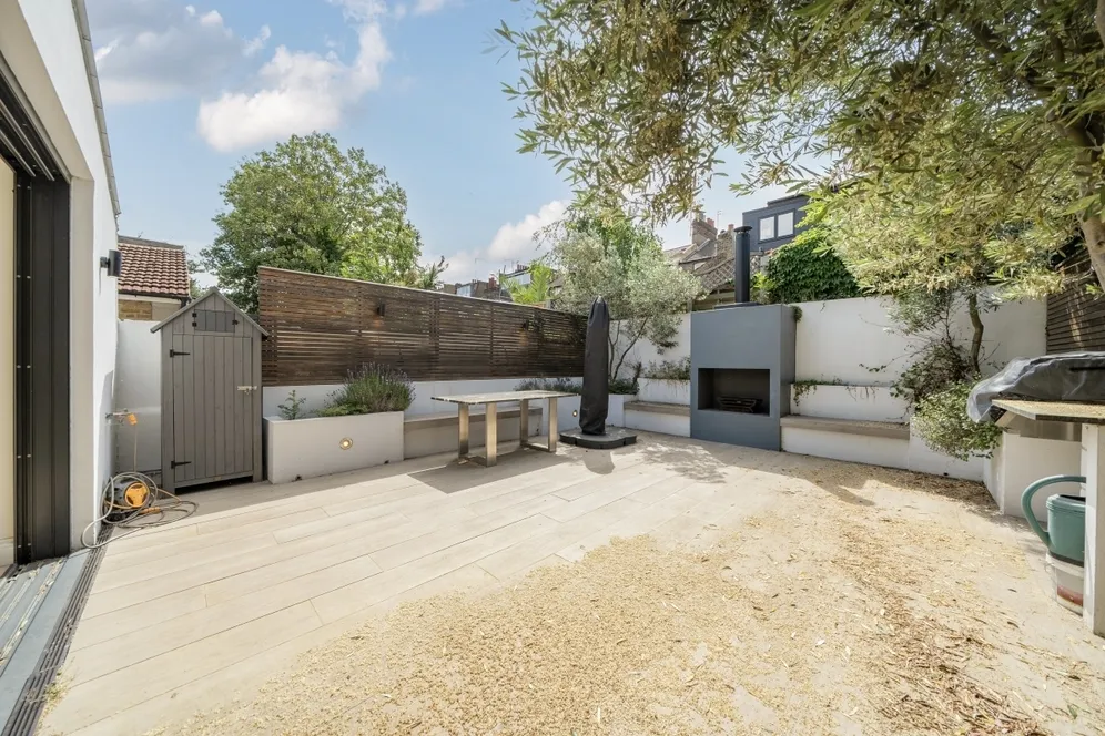 Calvert Road London SE10 photo 22