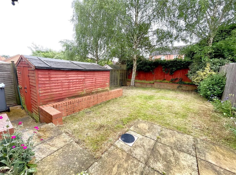 Property carousel item 13
