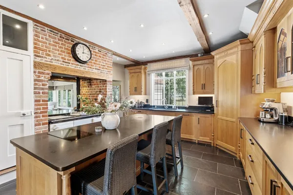 Coles Oak Lane, Dedham, CO7 photo 8