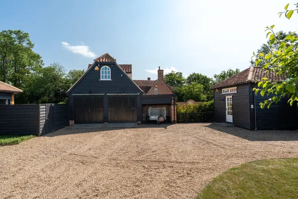Coles Oak Lane, Dedham, CO7 photo 35