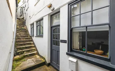 Clarence Street, Dartmouth