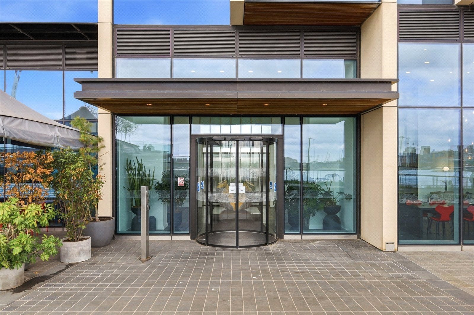 Cutter Lane, London, SE10 Image 15