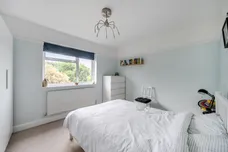 Whitehorse Drive, Epsom, KT18 photo 9