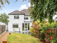 Whitehorse Drive, Epsom, KT18 photo 11