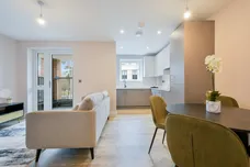 Willowside House, Oaklands Park, Esher
