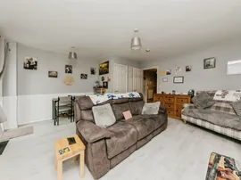 Riversfield Drive, Rocester, Uttoxeter thumb 3