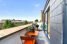 Ellerslie Road, London