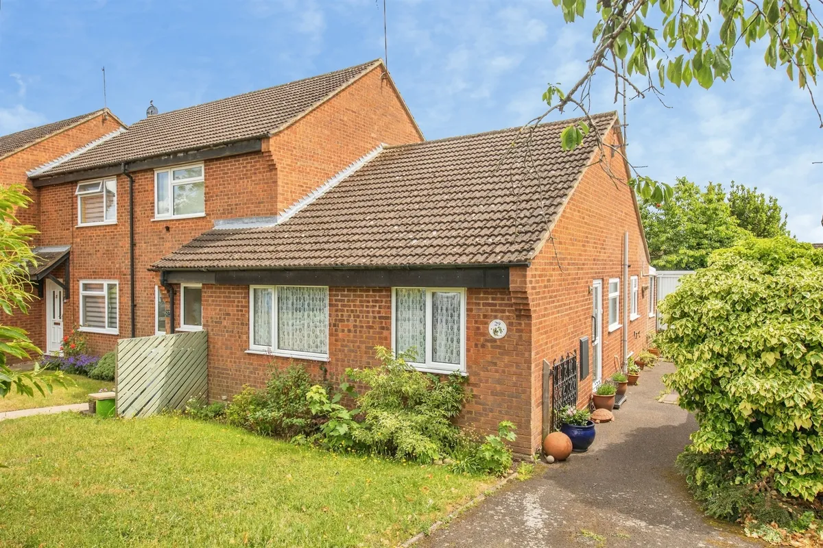 Yew Tree Rise, Pinewood, Ipswich