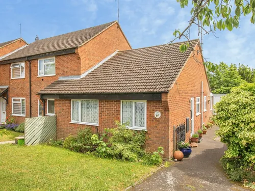 Yew Tree Rise, Pinewood, Ipswichphoto