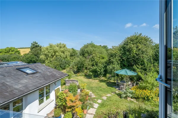Annings Lane, Burton Bradstock, DT6 photo 8