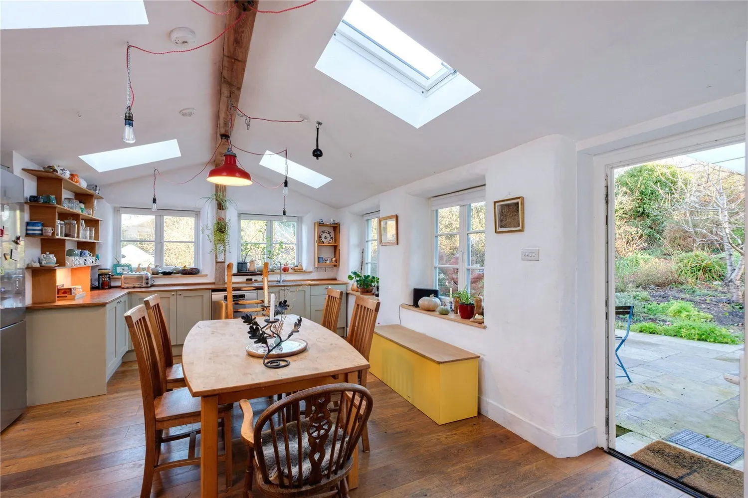 Annings Lane, Burton Bradstock, DT6 photo 10