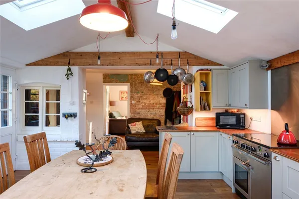 Annings Lane, Burton Bradstock, DT6 photo 14