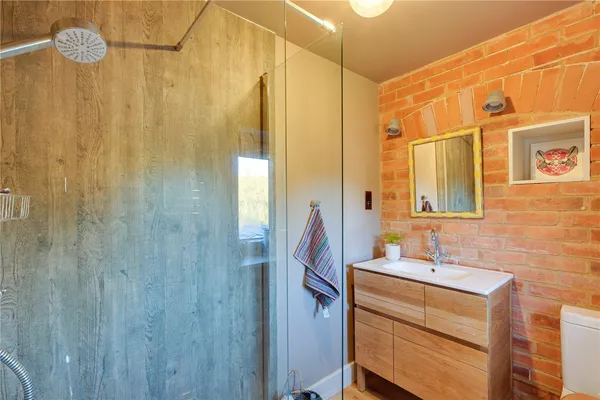 Annings Lane, Burton Bradstock, DT6 photo 27