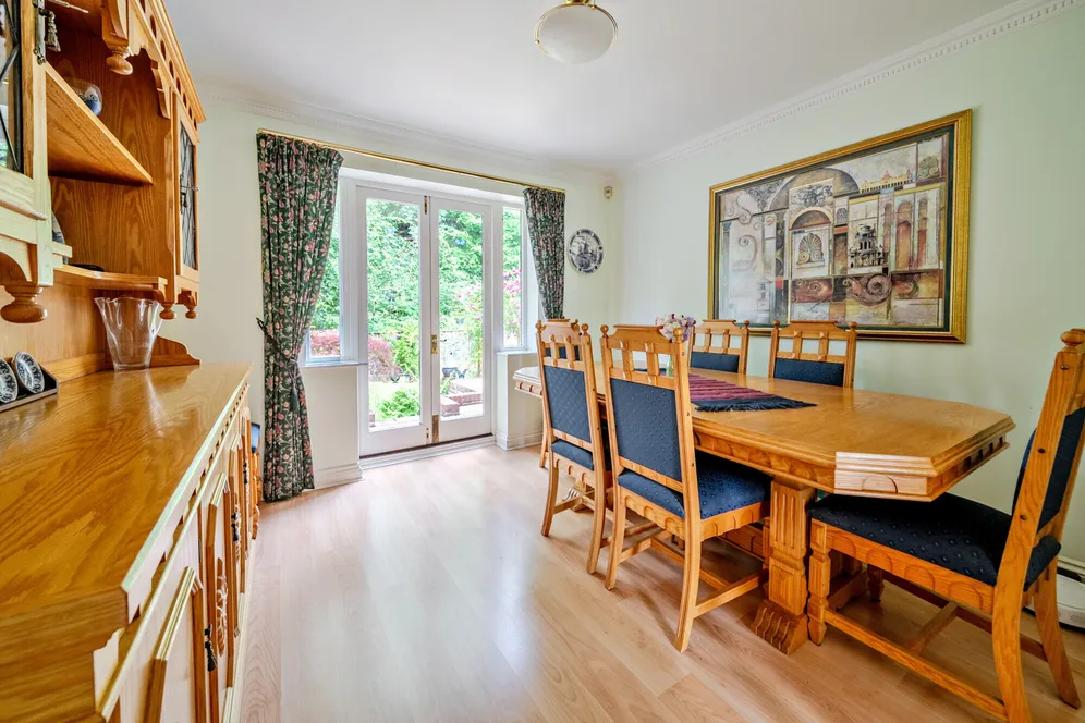 Charters Way, Sunningdale, SL5 photo 5