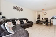 Woodside Close, Grays