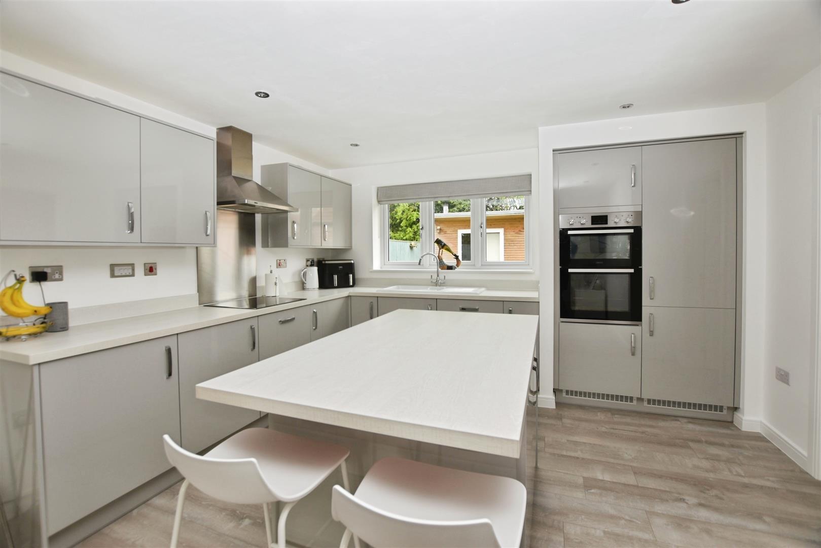 Cape Drive, Anlaby, Hull Image 8