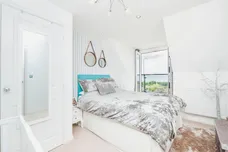Heol Y Sianel, Rhoose, Barry