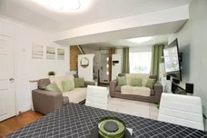 Heol Nant, Church Village, Pontypridd