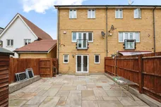 Woodside Close, Grays