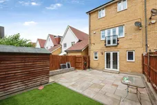 Woodside Close, Grays
