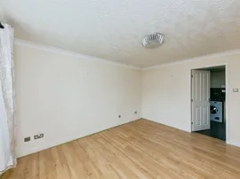 Redstone Drive, Winsford thumb 3