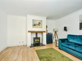 Biddel Springs, Highworth, Swindon thumb 3