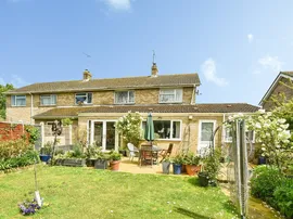 Cowleaze Close, Shrivenham, Swindon thumb 2