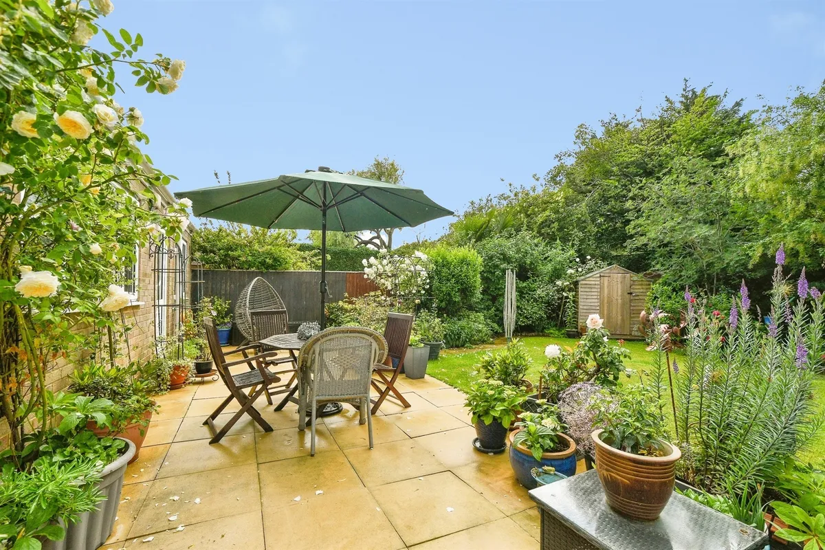 Cowleaze Close, Shrivenham, Swindon
