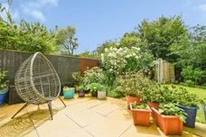 Cowleaze Close, Shrivenham, Swindon