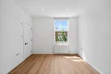 Ellerslie Road, London