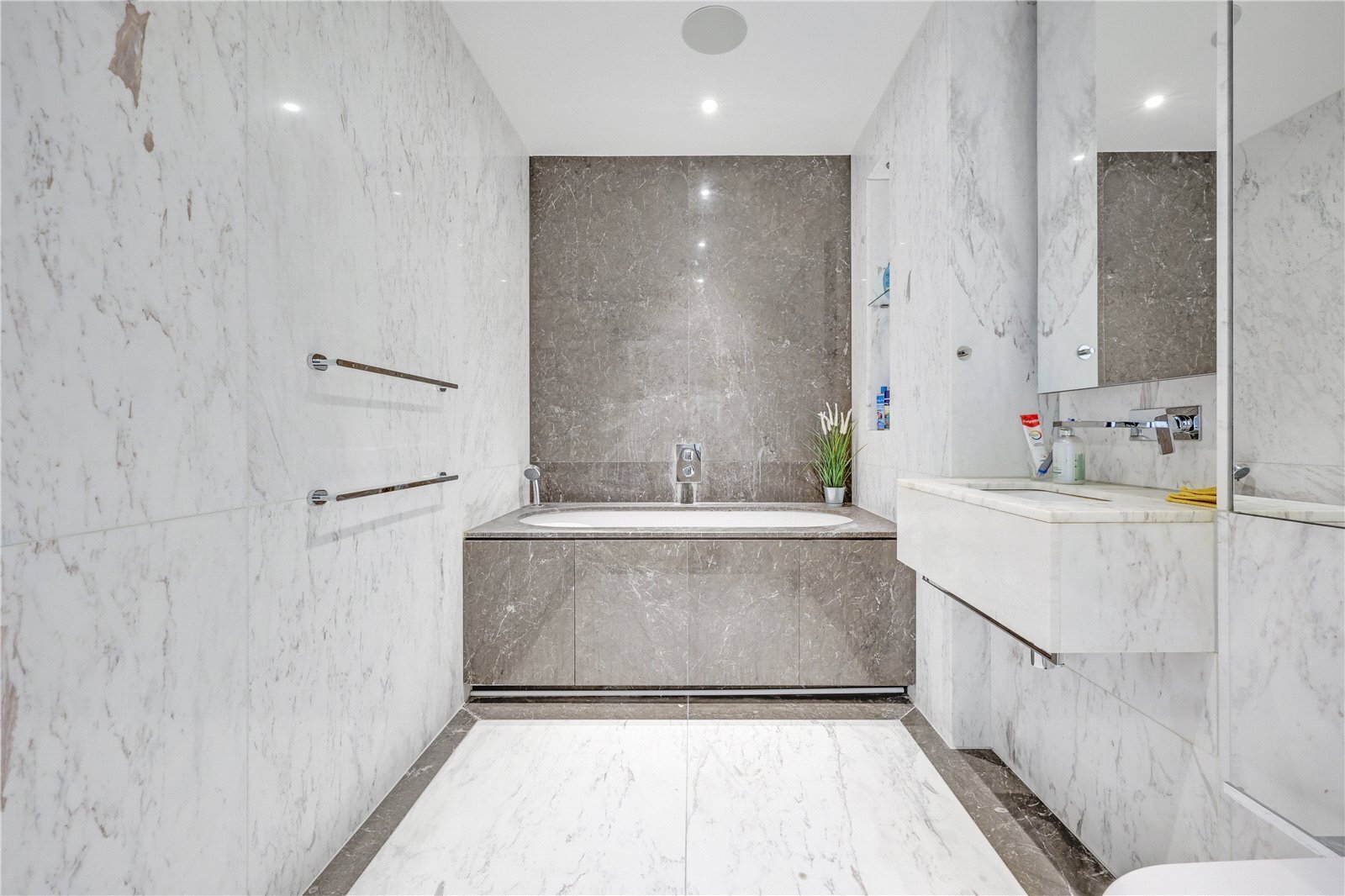 Beadon Road, London, W6 Image 11
