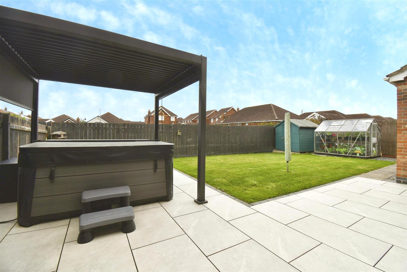 Auction Close, Burstwick, Hull Image 4