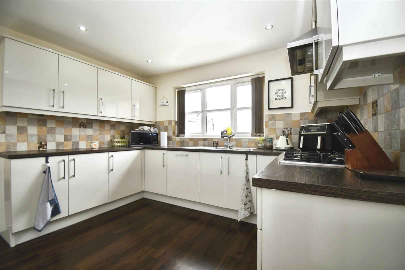Auction Close, Burstwick, Hull Image 11