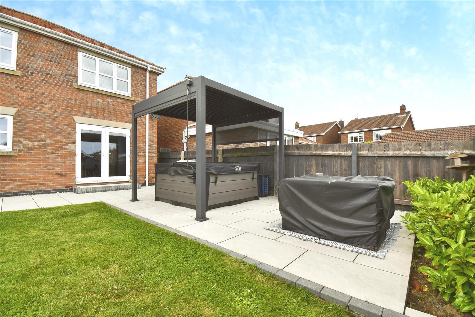 Auction Close, Burstwick, Hull Image 26