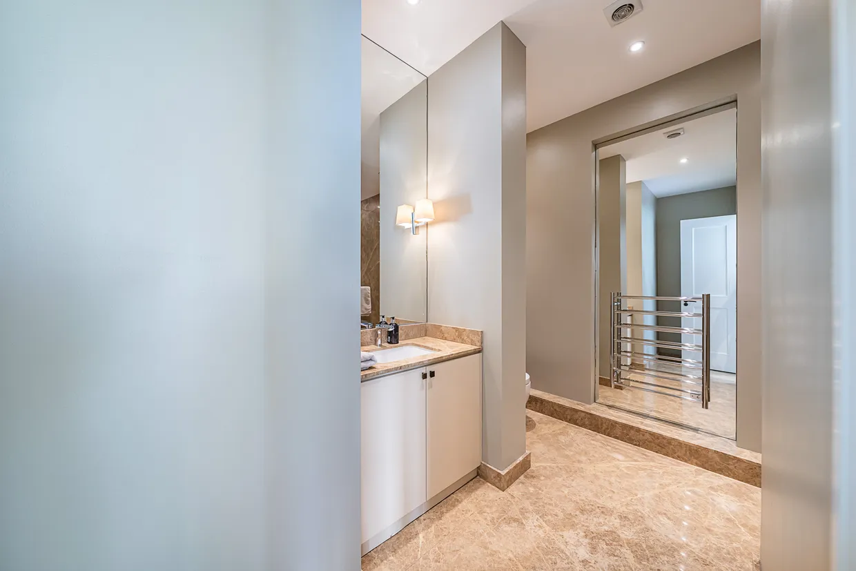 Kensington Court, London, W8 photo 11